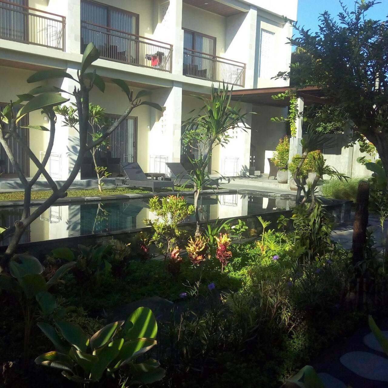 Arnaya Homestay Кута Экстерьер фото